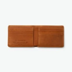 Filson Outfitter Wallet -Arctery Clothing Shop filson outfitter wallet 2