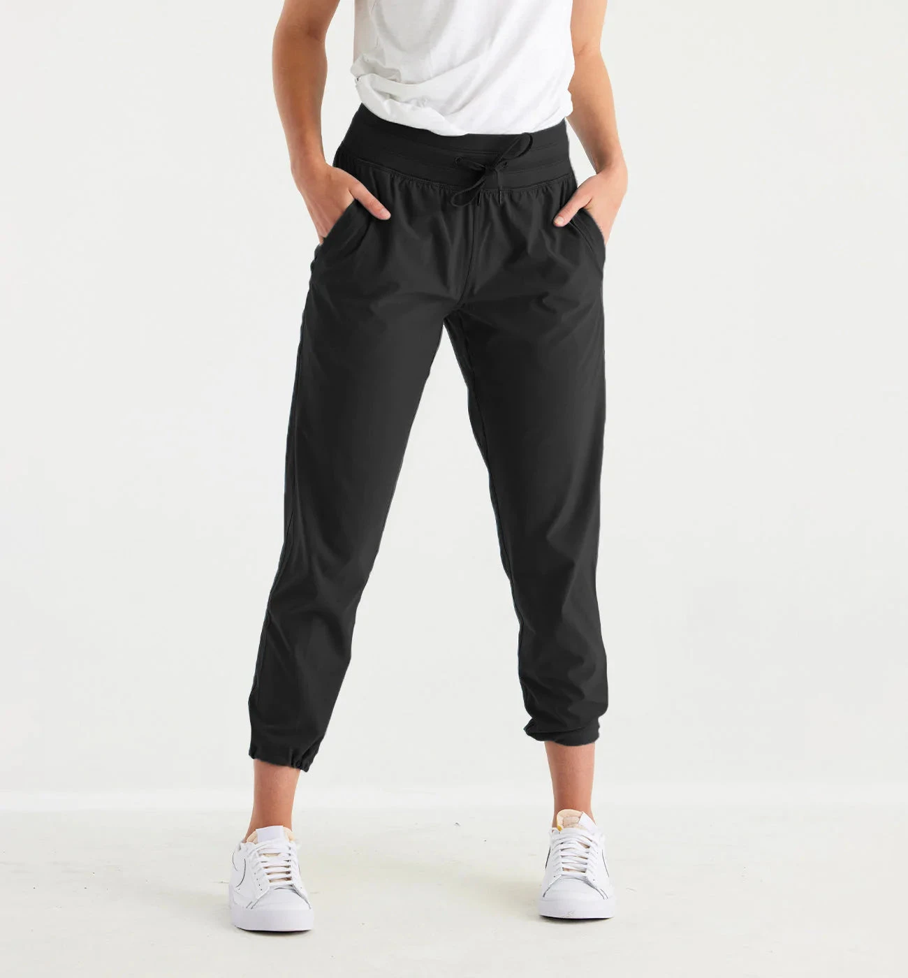 Free Fly Women's Breeze Cropped Pant 5 Free Fly Women's Breeze Cropped Pant - Image 3