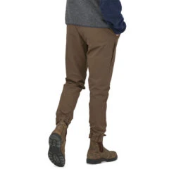 Patagonia Men's Skyline Traveler Pants 11 Patagonia Men's Skyline Traveler Pants -Arctery Clothing Shop patagonia mens skyline traveler pants 4
