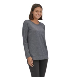 Patagonia Women's Long-Sleeved Glorya Side Slit Top -Arctery Clothing Shop patagonia womens long sleeved glorya side slit top 2