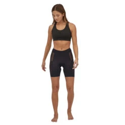 Patagonia W's Dirt Roamer Liner Shorts -Arctery Clothing Shop patagonia ws dirt roamer liner shorts 1