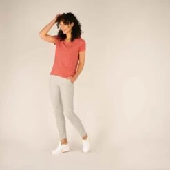 Sherpa Adventure Gear Women's Neha V-Neck Tee