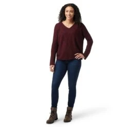 Smartwool Women's Shadow Pine Cable V-Neck Sweater -Arctery Clothing Shop smartwool womens shadow pine cable v neck sweater 2