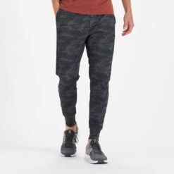 Vuori Men's Sunday Performance Jogger -Arctery Clothing Shop vuori mens sunday performance jogger 4
