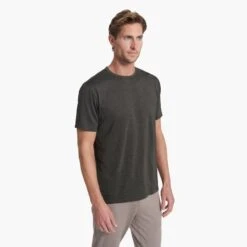 Vuori Men's Zephyr Tee 11 Vuori Men's Zephyr Tee -Arctery Clothing Shop vuori mens zephyr tee 3
