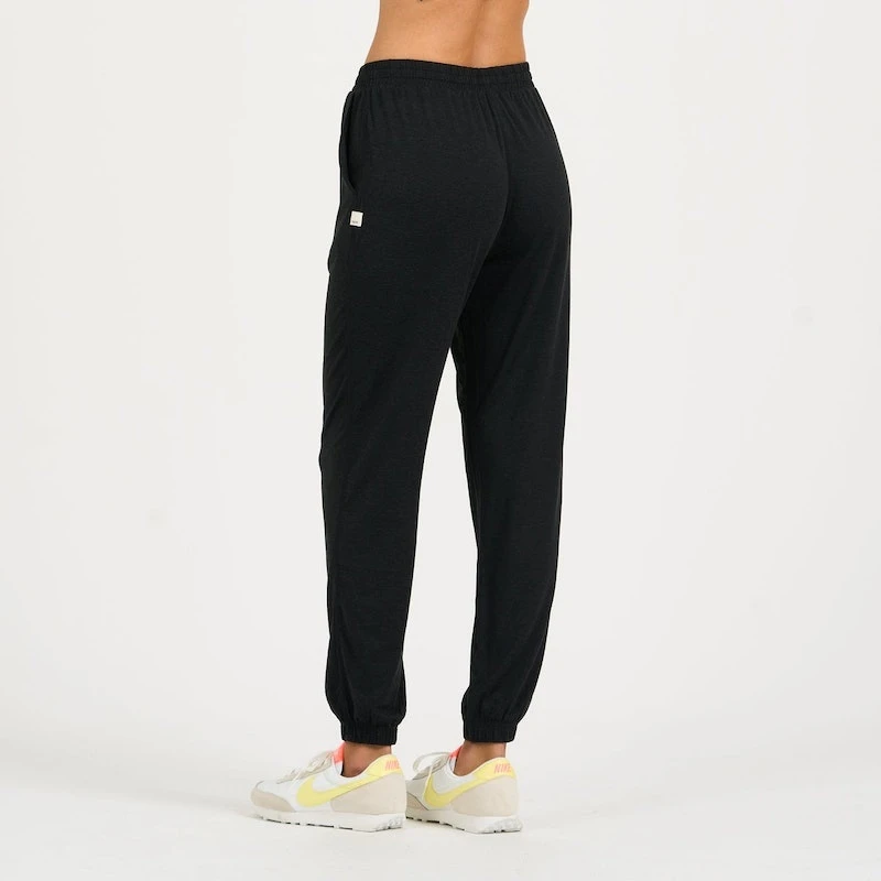 Vuori Women's Boyfriend Jogger 5 Vuori Women's Boyfriend Jogger - Image 3