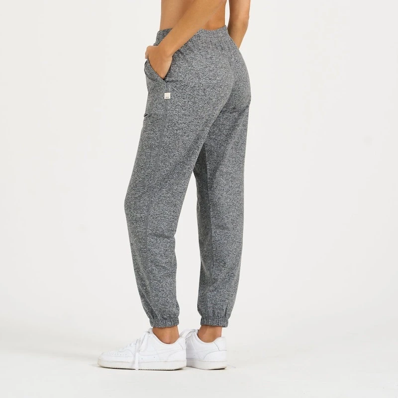 Vuori Women's Boyfriend Jogger 7 Vuori Women's Boyfriend Jogger - Image 5