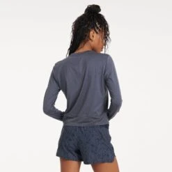 Vuori Women's Daydream Crew -Arctery Clothing Shop vuori womens daydream crew 5